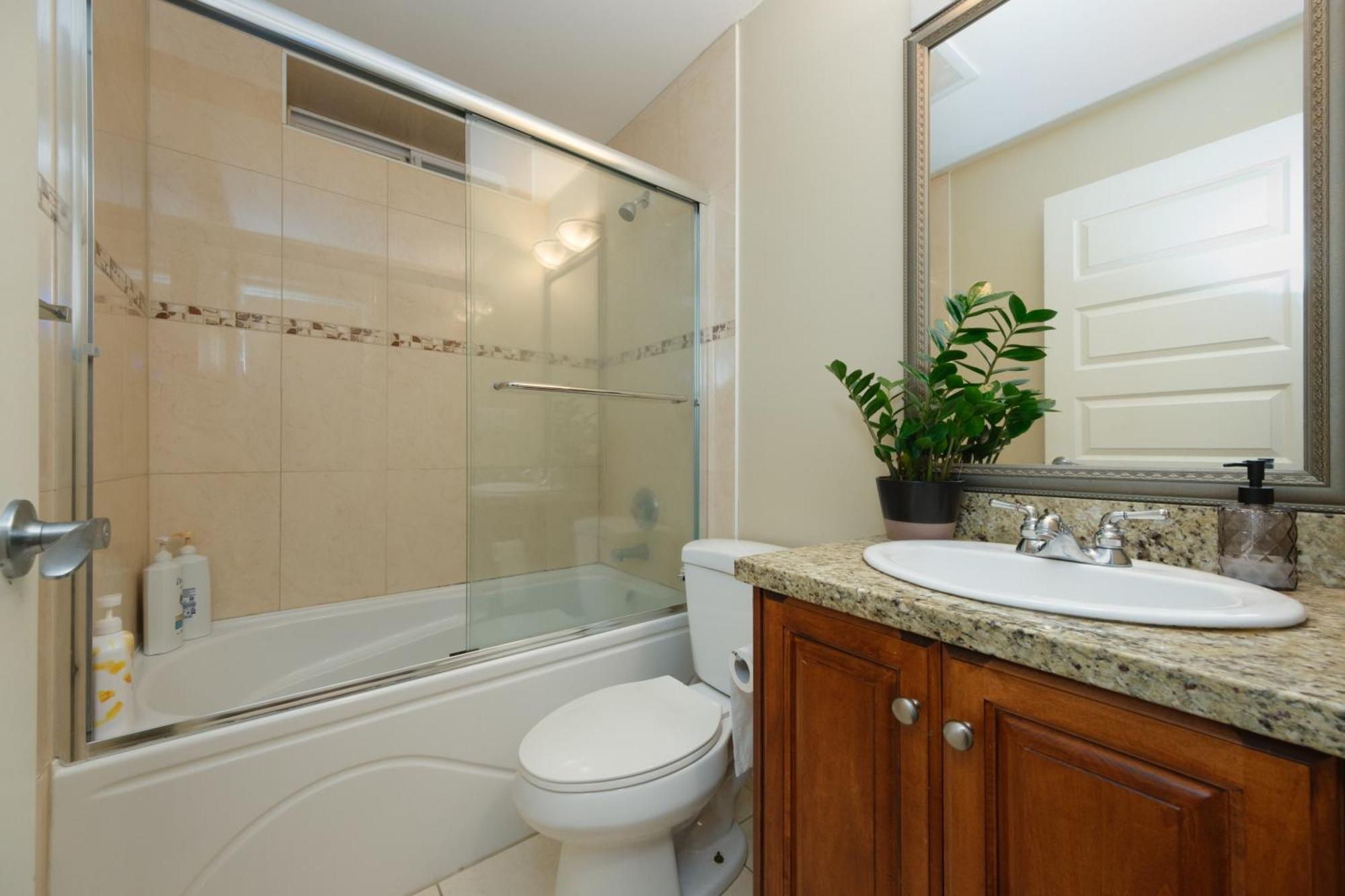 Cambie & 61St Ave Homestay Vancouver Zewnętrze zdjęcie