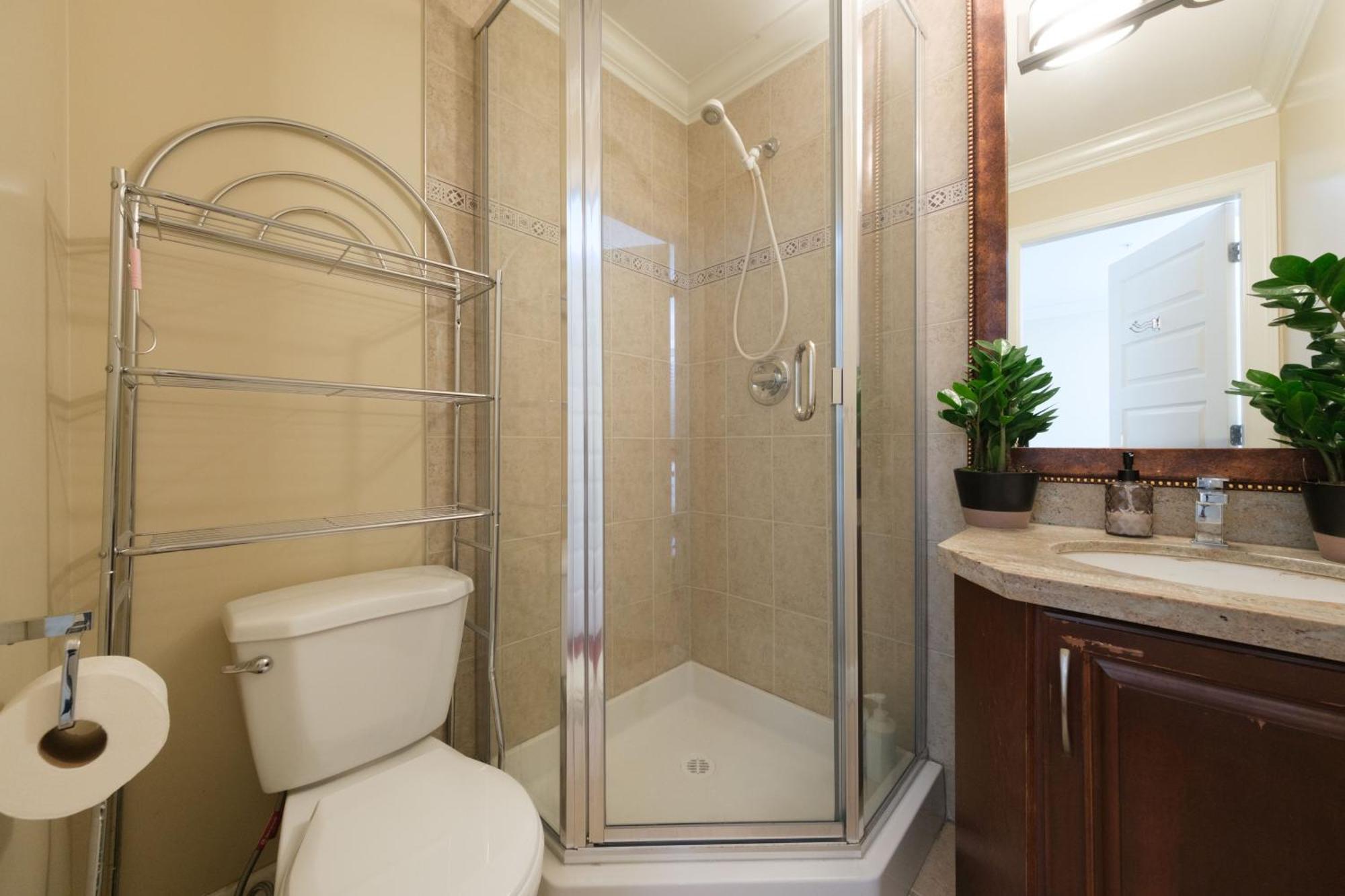 Cambie & 61St Ave Homestay Vancouver Zewnętrze zdjęcie